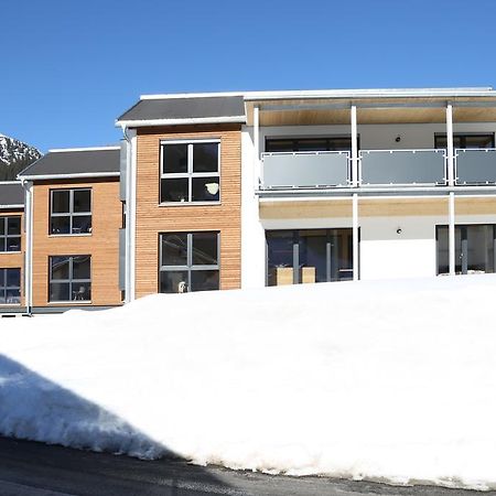 Lehner Panorama Alpensuiten Berwang Exterior photo